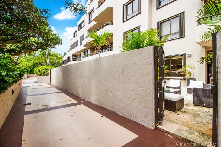 Key Colony III Emerald Bay #106 image #17