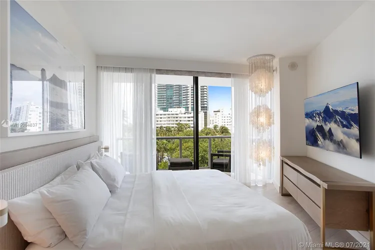W South Beach #401 image #8