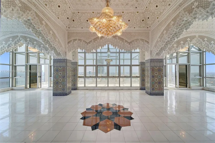 The Palace Condo #A4000 image #10