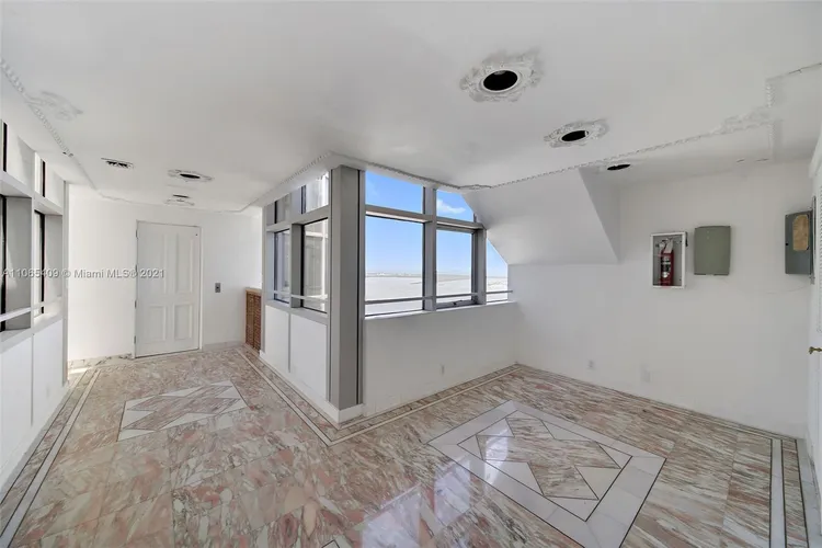 The Palace Condo #A4000 image #26