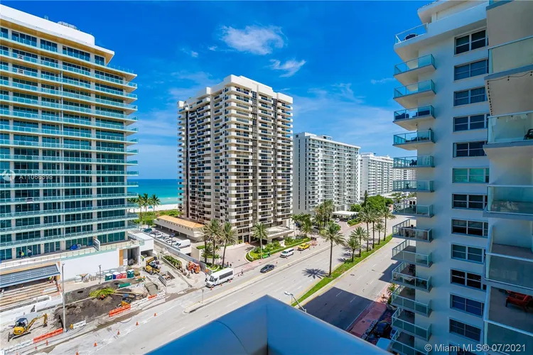 Royal Embassy #10G image #35