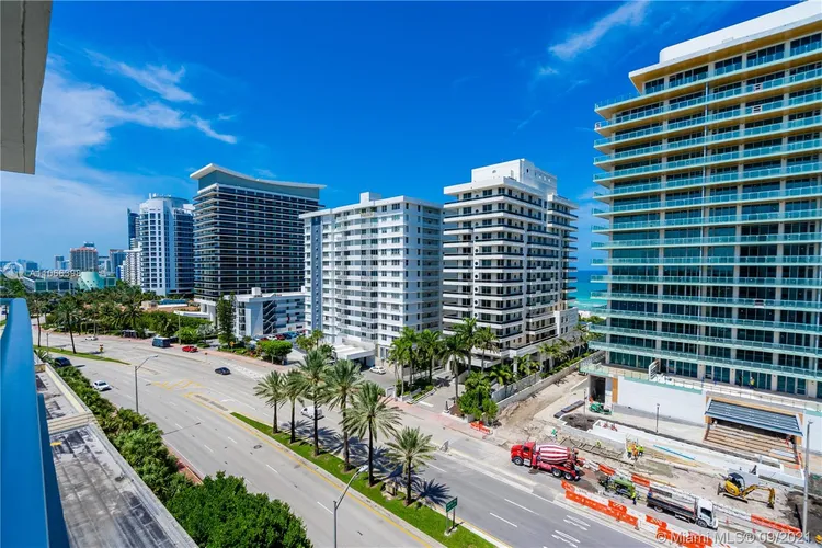 Royal Embassy #10G image #36