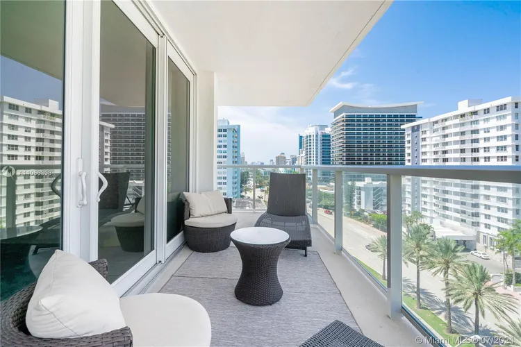 Royal Embassy #10G image #7