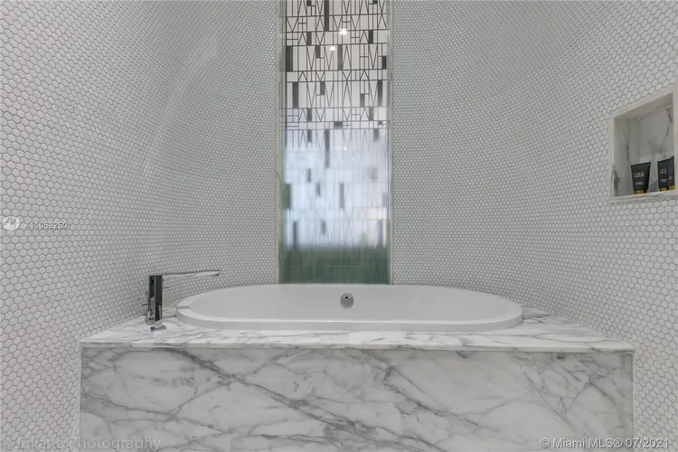 SLS Lux Brickell #407 image #15