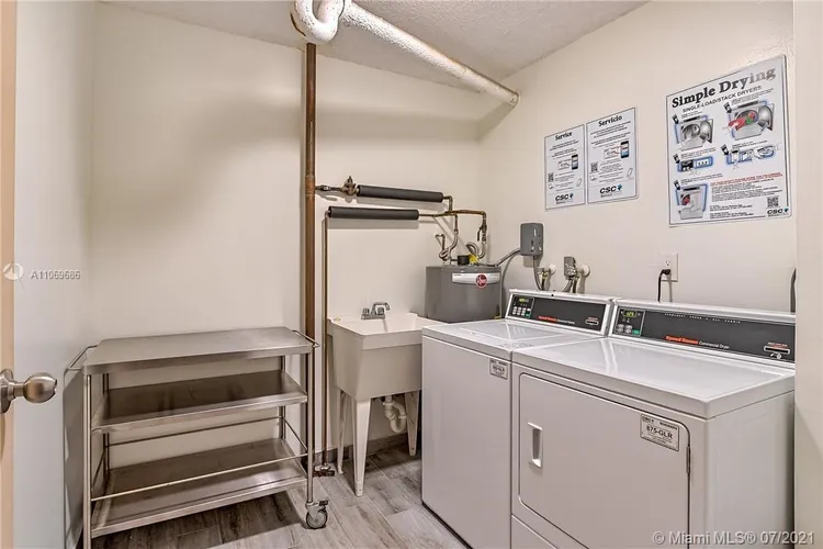 Embassy Towers #4A image #33