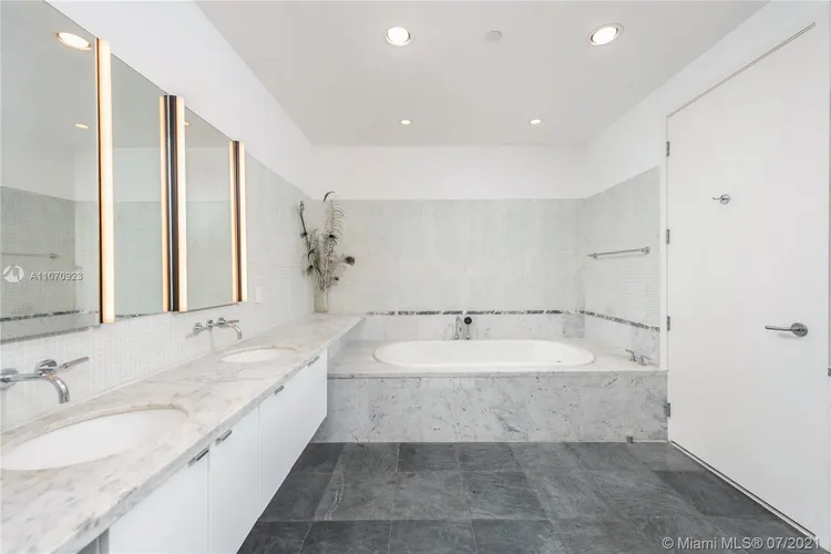 Aqua Allison Island - Chatham Condo #1002 image #14