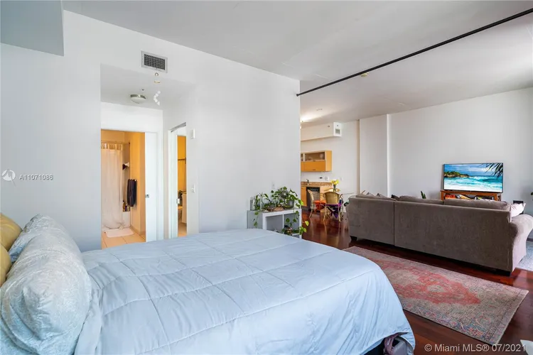 Uptown Lofts #PH106 image #12