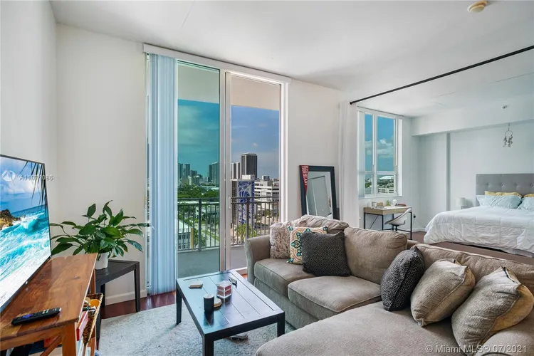 Uptown Lofts #PH106 image #8