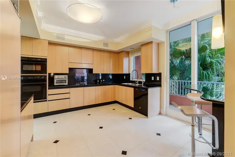 Ocean Club - Club Tower Two #202 image #15