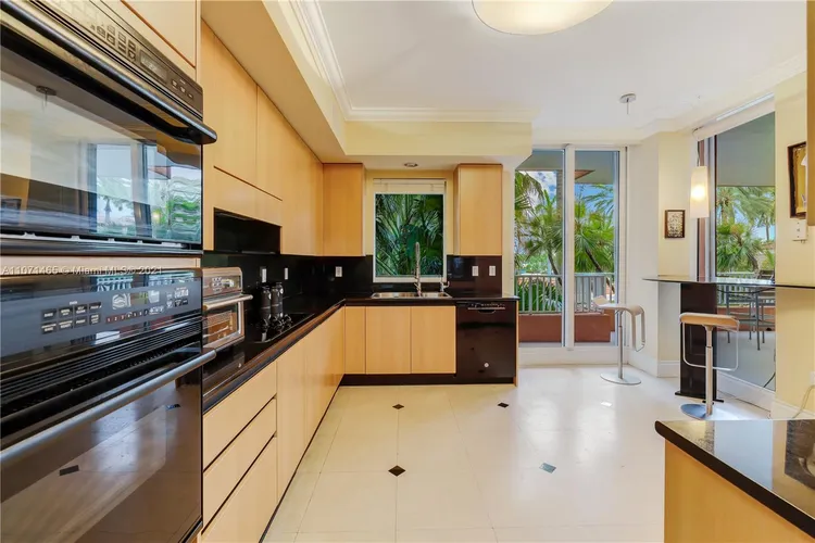 Ocean Club - Club Tower Two #202 image #16