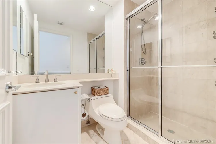 Ocean Club - Club Tower Two #202 image #20