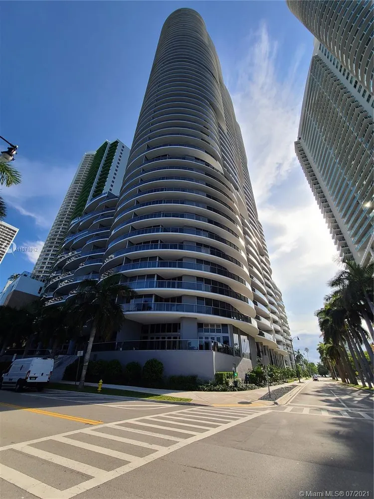 Aria on the Bay #917 image #61