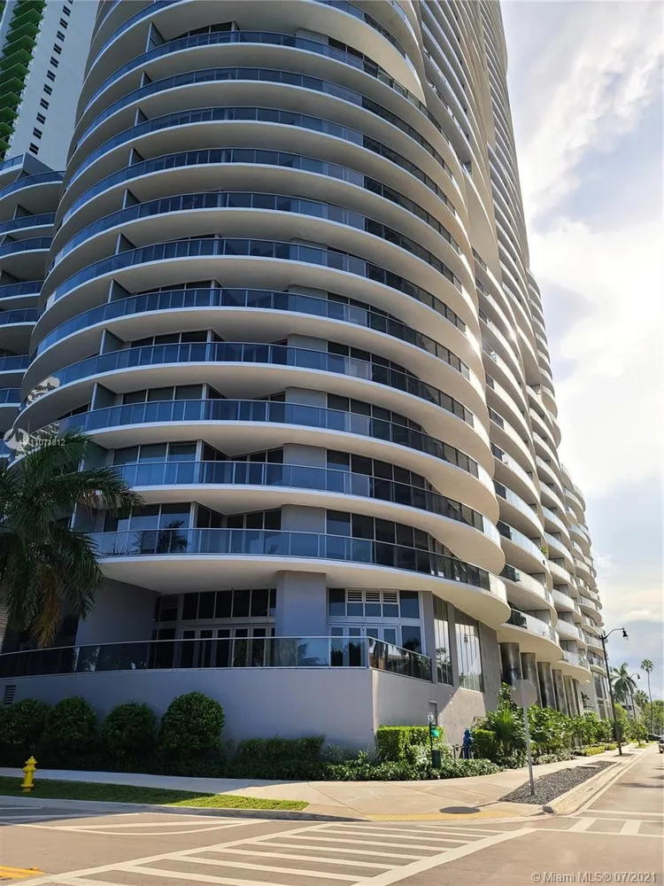 Aria on the Bay #917 image #62
