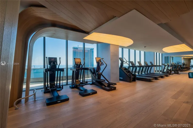 Brickell Flatiron #2412 image #29