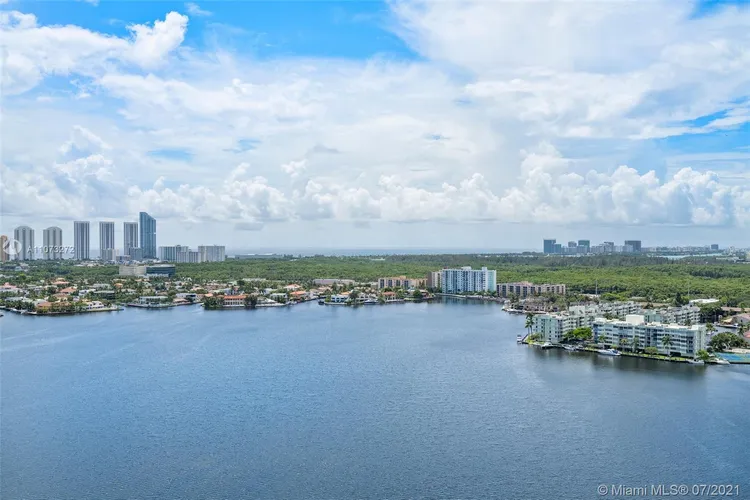 Marina Palms Yacht Club and Residences South Tower #2302 image #18