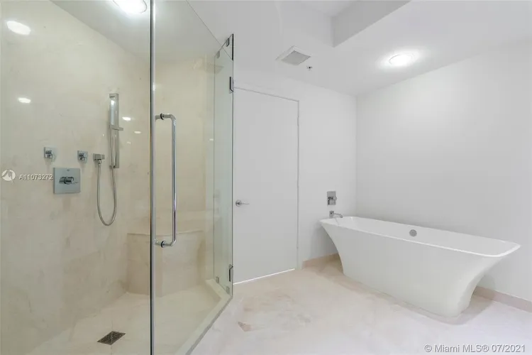 Marina Palms Yacht Club and Residences South Tower #2302 image #20