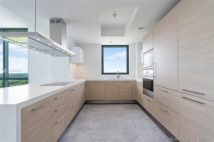 Marina Palms Yacht Club and Residences South Tower #2302 image #7