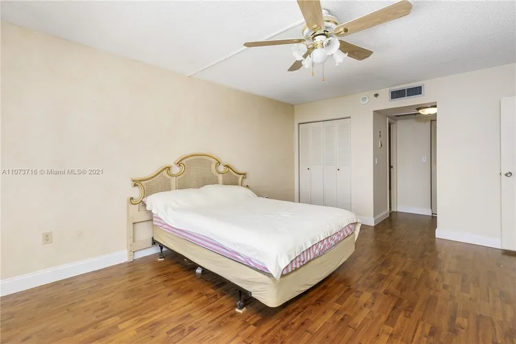 Tower 41 #1410 image #24