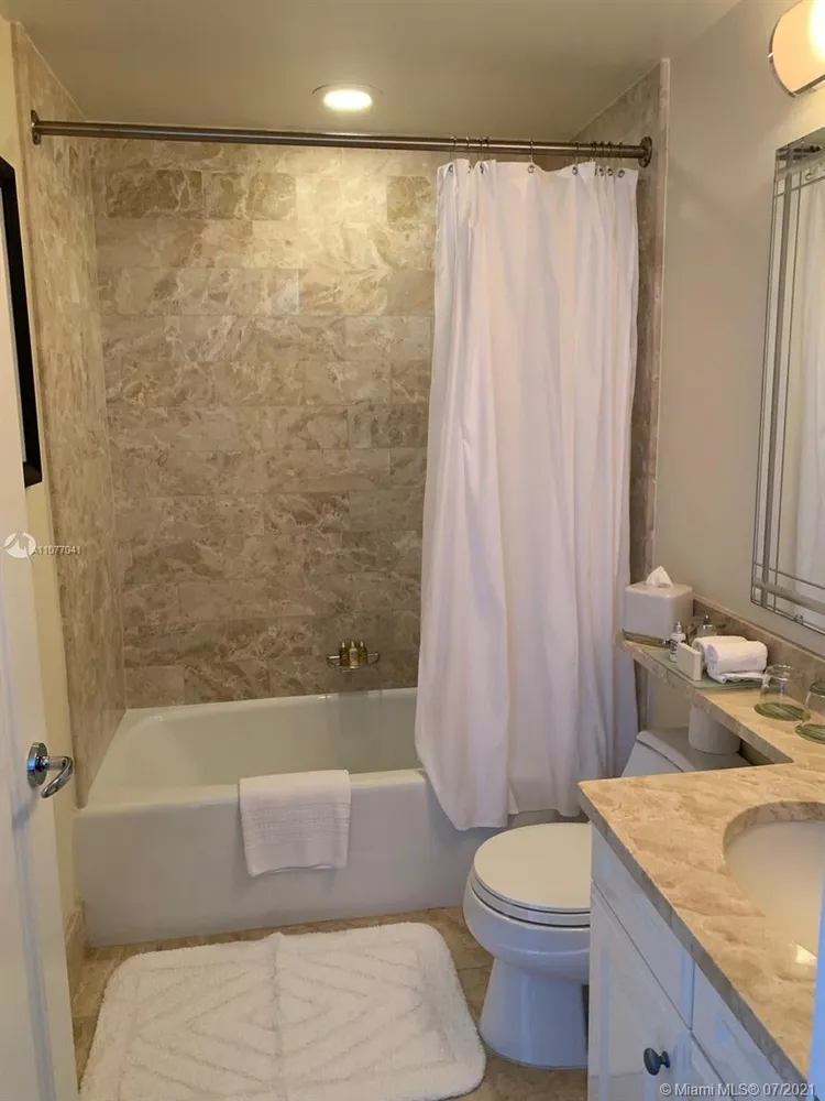 The Four Seasons Residences #3206 image #12