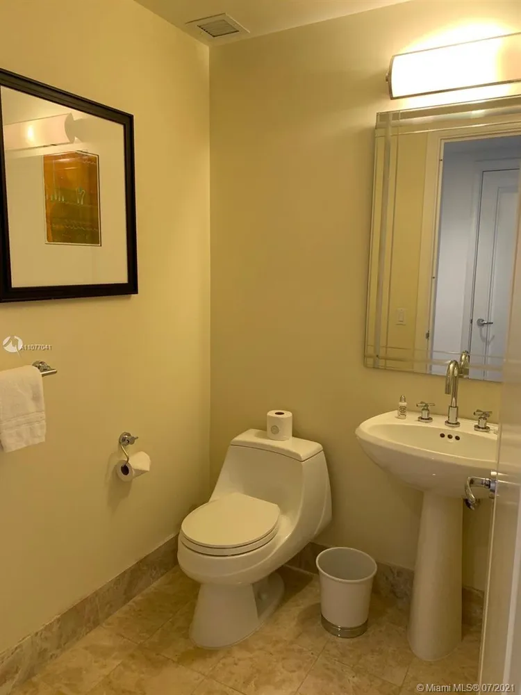 The Four Seasons Residences #3206 image #16