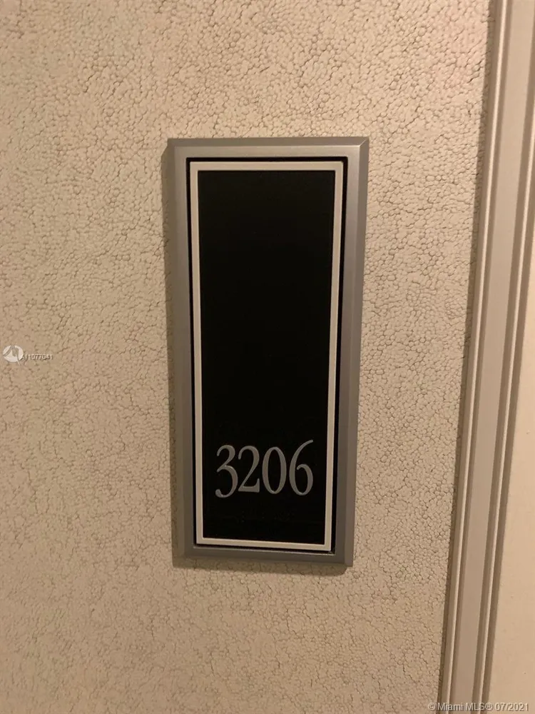 The Four Seasons Residences #3206 image #25