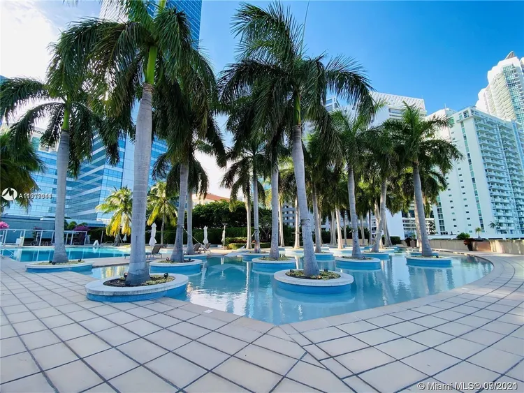 The Four Seasons Residences #3206 image #38