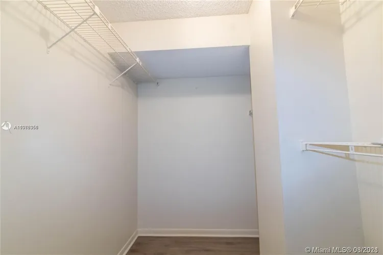 Olympus Towers and Marina #910 image #10