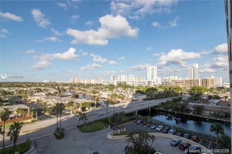 Olympus Towers and Marina #910 image #36