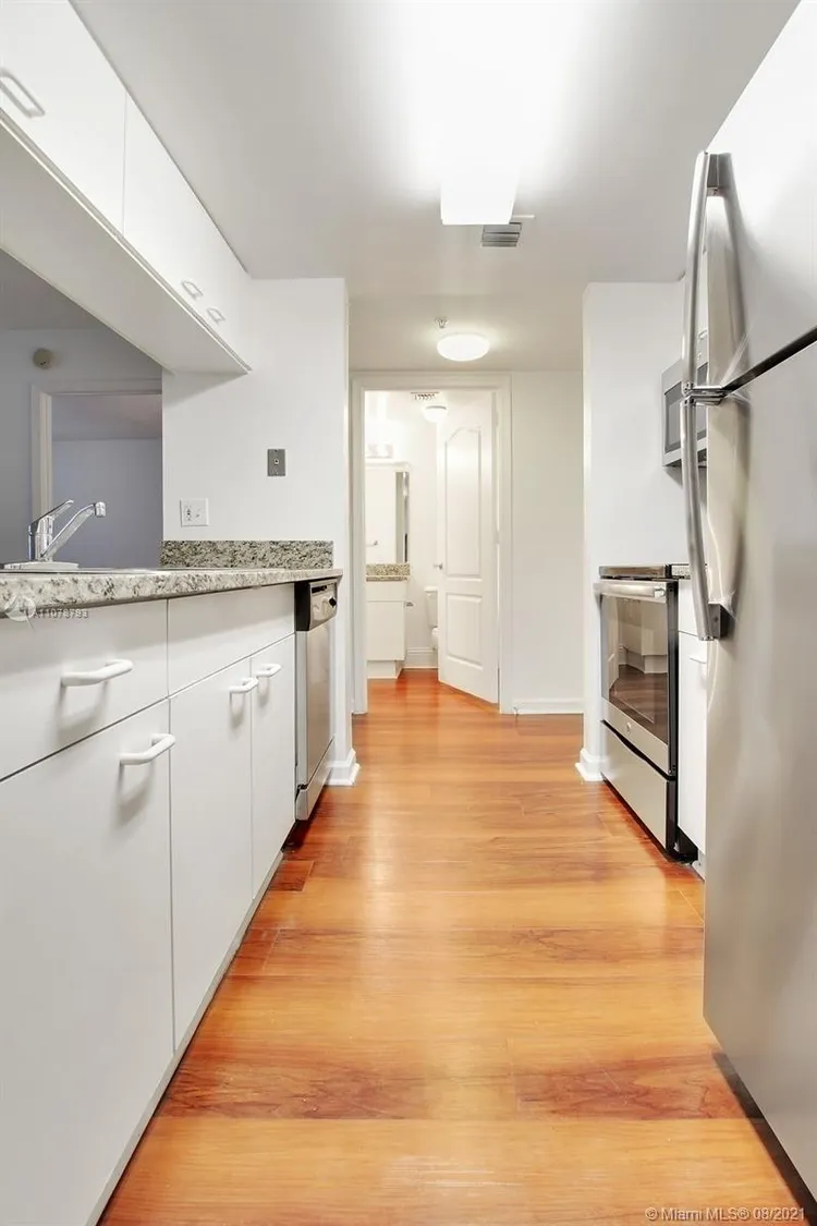 Bay Parc #14F image #12