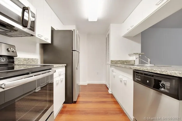 Bay Parc #14F image #13