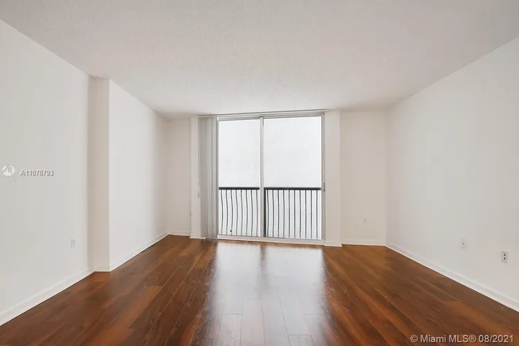 Bay Parc #14F image #16