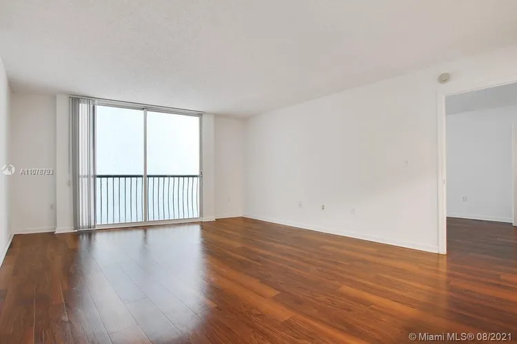 Bay Parc #14F image #17