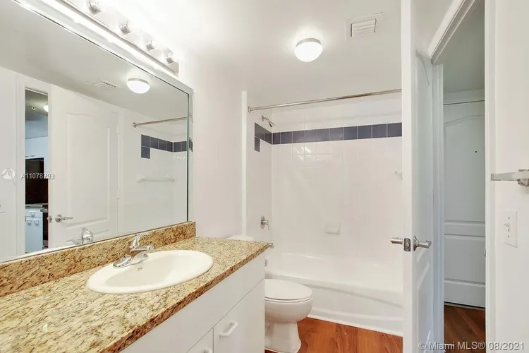 Bay Parc #14F image #18