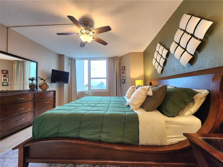 Alexander Towers #407 image #15