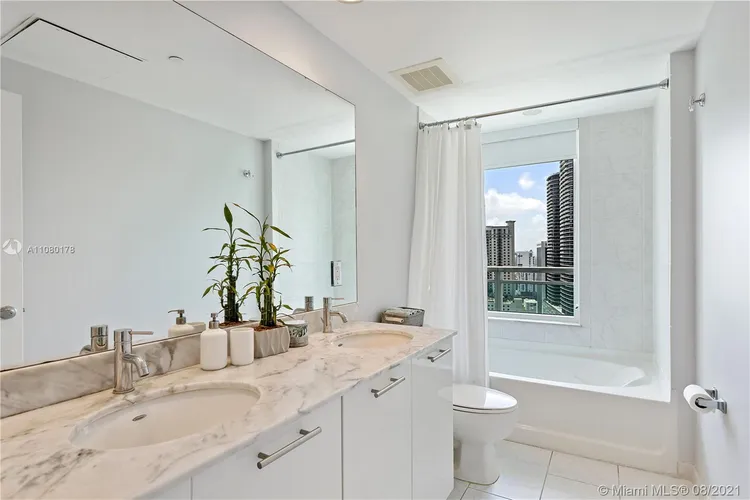 The Plaza on Brickell North #2700 image #12