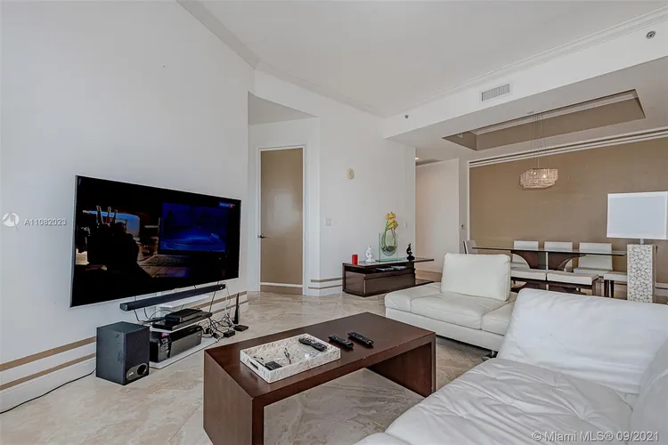 Trump Tower 2 #3205 image #20