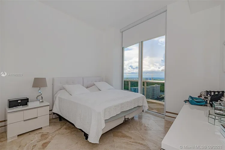 Trump Tower 2 #3205 image #30