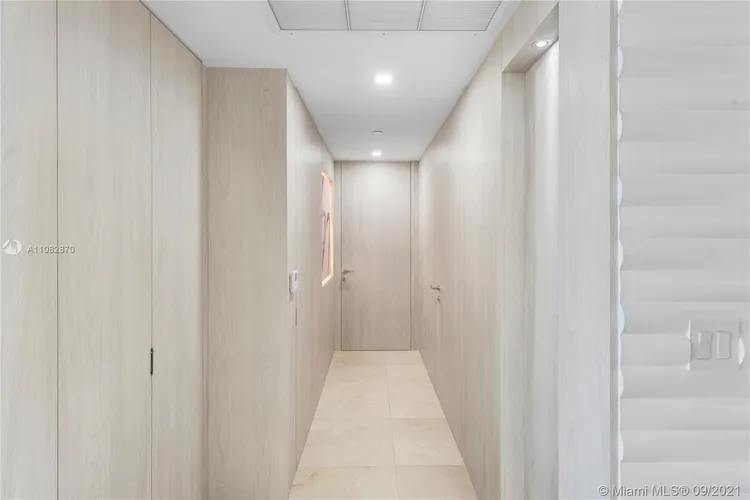 Ocean Club - Ocean Tower One #802 image #16