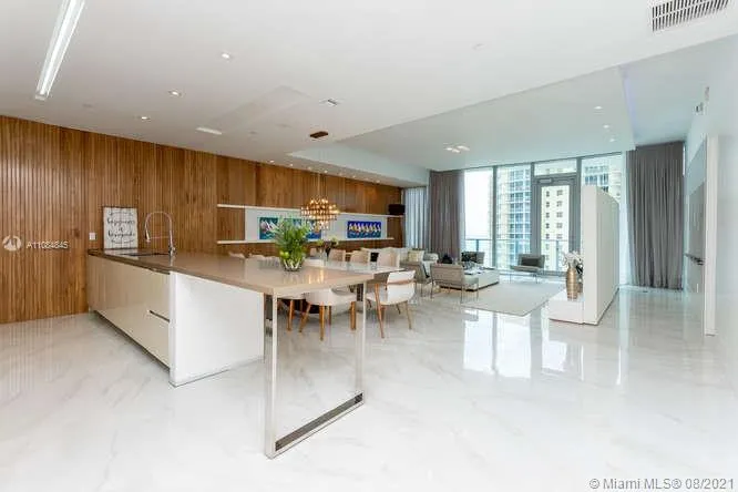 Chateau Beach Residences #1503 image #18