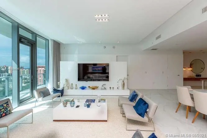 Chateau Beach Residences #1503 image #27