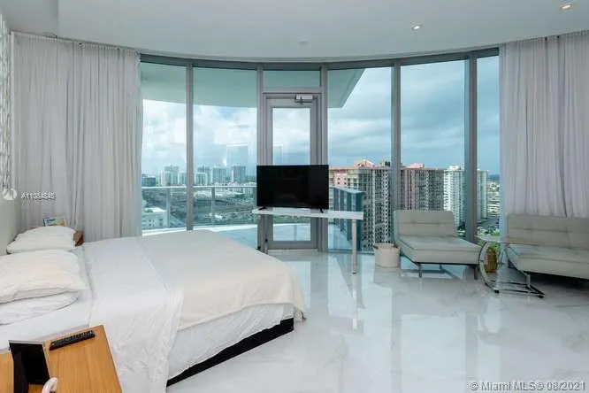 Chateau Beach Residences #1503 image #28