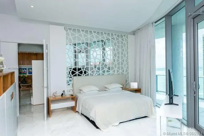 Chateau Beach Residences #1503 image #30