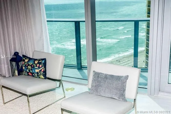 Chateau Beach Residences #1503 image #32