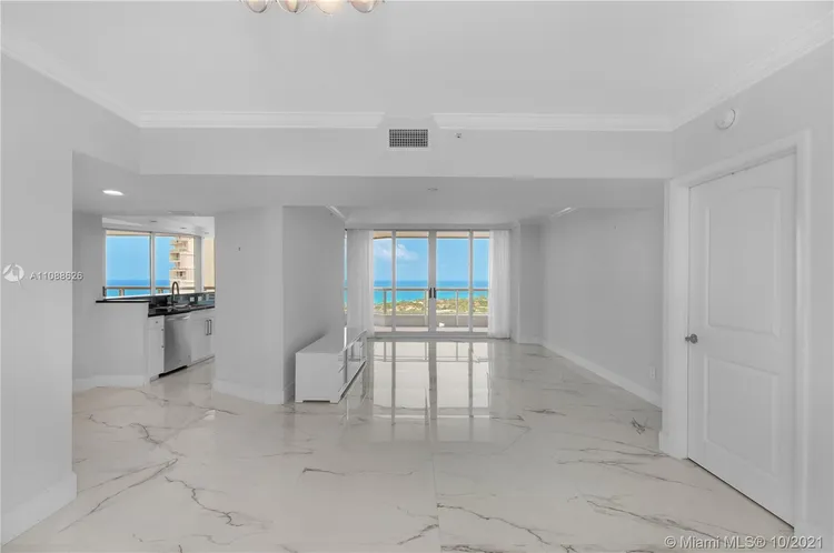 South Tower at the Point #2701 image #20