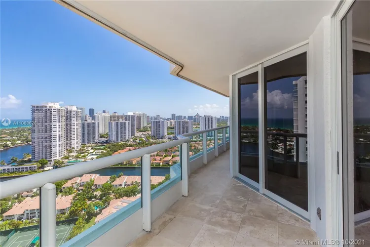 South Tower at the Point #2701 image #25