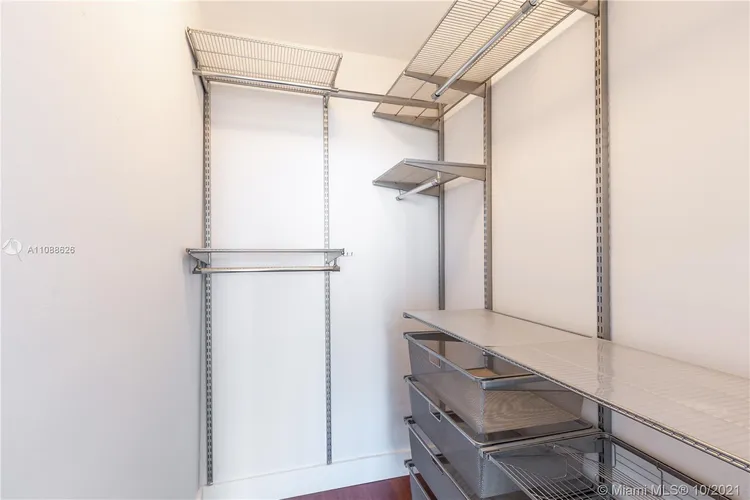 South Tower at the Point #2701 image #36