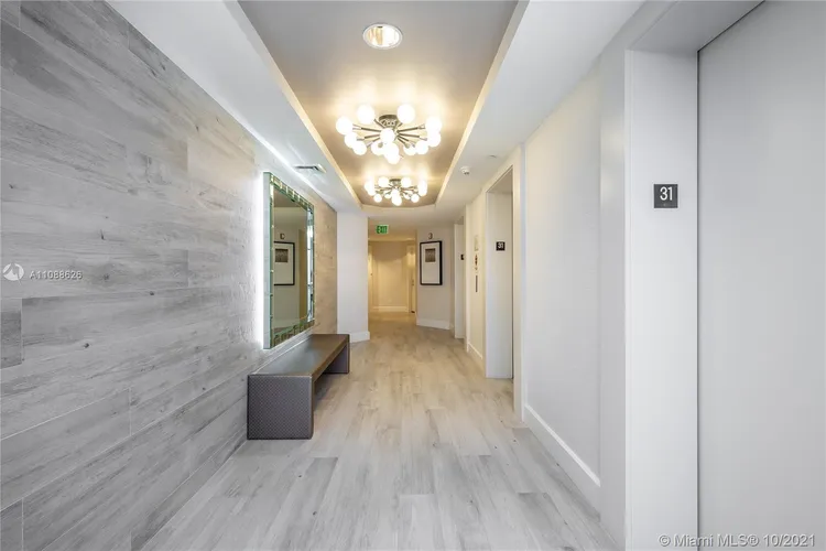 South Tower at the Point #2701 image #39