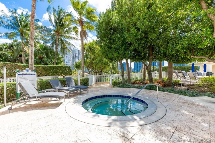 South Tower at the Point #2701 image #53