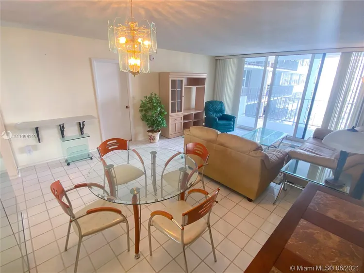 Parker Plaza Estates #903 image #10