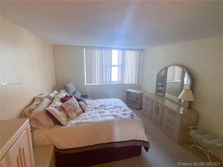 Parker Plaza Estates #903 image #12